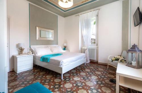 Mandello del Lario Apartment | Maji Como Lake - Lake Como Historic Villa Apartments with Pool & Parking, 100m from Ferry & train
