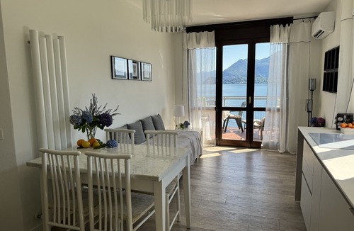 Stresa Apartment | Marta Apartment with lake view in Stresa