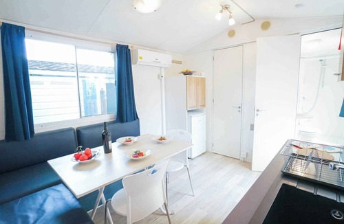 Gralaoni-Pralesi-Cisano House | Mobile home with air conditioning, terrace, and pool