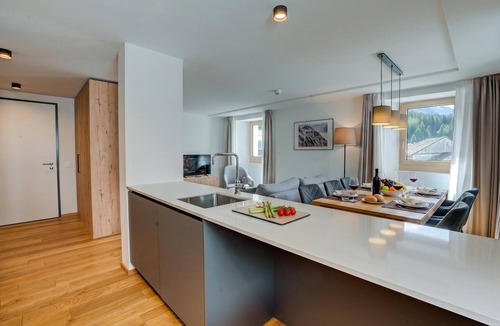 San Bernardino Apartment | Modern Alpine Stay in San Bernardino | Ski, Hiking & Nature - Montana 102, San Bernardino, Switzerland