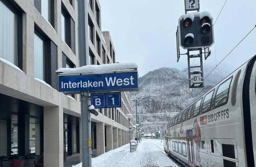 Central Interlaken Apartment | Modern Jungfrau View Apartment with Terrace and AC at Interlaken West Station