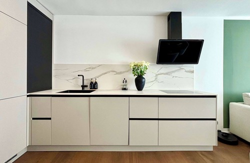 Riehen Apartment | Modern & Peaceful Renovated Apartment in Riehen
