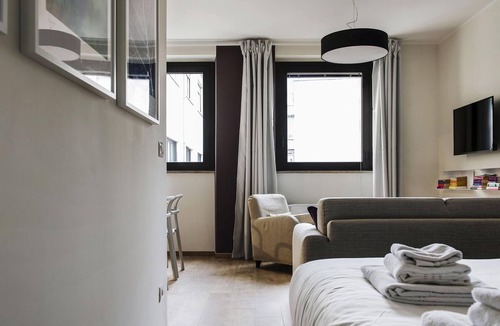 Loreto Apartment | Mono B