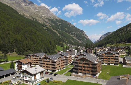 Saas Grund Apartment | Montela Pavillon - Holiday Stay Appartement/Fewo by Interhome