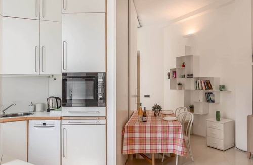 Chinatown Apartment | Morazzone 7 Apartment | Arco della pace-Brera