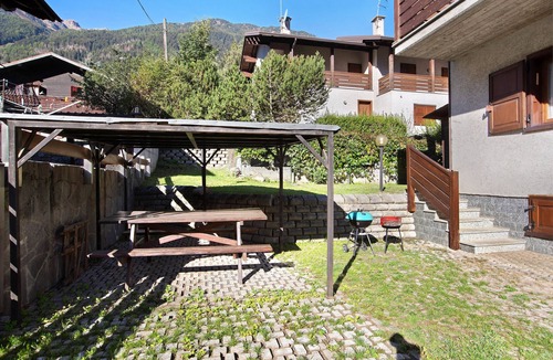 Valtellina Ski Chalet | 'Mountain Chalet close to Bormio' with Mountain View, Terraces & Wi-Fi