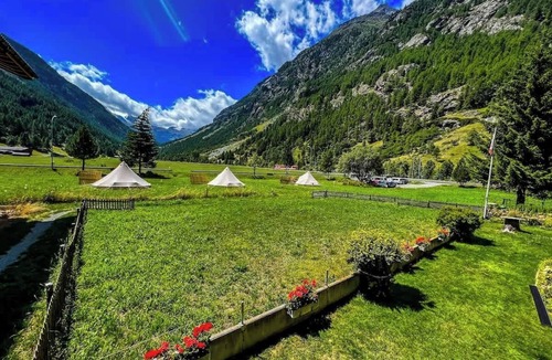 Taesch Apartment | Mountain View Apartment Near Zermatt