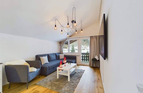 Taesch Apartment | Mountain View Apartment Near Zermatt