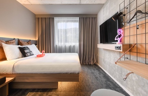 Sion Hotel | Moxy Sion