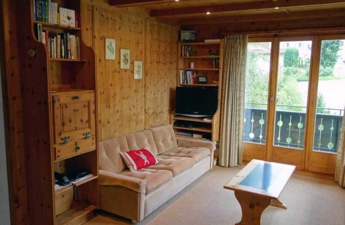 Klosters Dorf Apartment | Murmeli 3 Appartement/Fewo, Dusche oder Bad, WC 5 1/2-Zimmerwohnung by Interhome