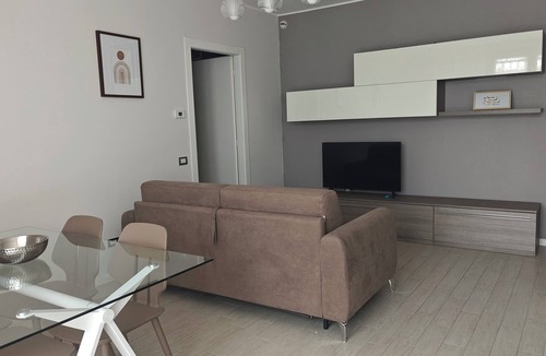 Cassina de' Pecchi Apartment | Naviglio Casa - Martesana bike path - M2 metro line
