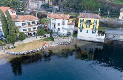 Bellano Apartment | Nestled in the picturesque surroundings of Lake Como lies a stunning apartment, perfect for an idyllic getaway. Located a short walk from Bellano Tartavalle Terme station, this apartment boasts two tastefully furnished double bedrooms and a sparkling bat