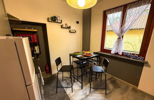Nebbiuno Apartment | Neue moderne Seeüberdachung von Holiday World by Interhome