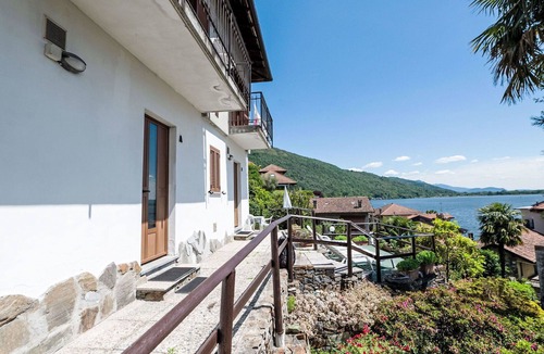 Mergozzo Apartment | Nice apartment for 2 guests with WIFI, TV and terrace
