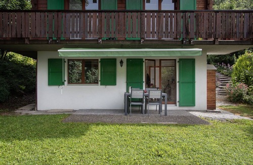 Ovronnaz Apartment | Nice apartment for 3 people with WIFI, TV and terrace