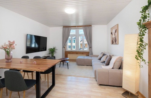 Unterseen Apartment | Nice apartment for 4 guests with WIFI and TV