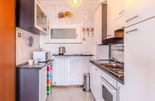 Fiumelatte Apartment | Nice apartment for 4 guests with WIFI, TV and balcony