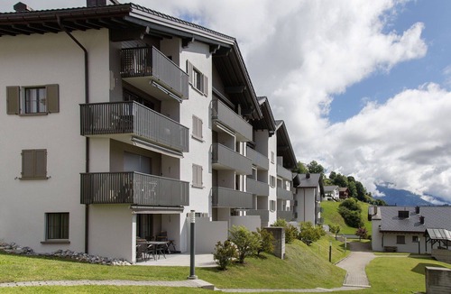 Falera Apartment | Nice apartment for 4 guests with WIFI, pool, TV, patio, pets allowed and panoramic view