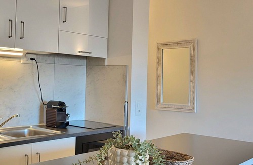 Bissone Apartment | Nice apartment for 4 people with pool, WIFI, A/C, TV, balcony and panoramic view
