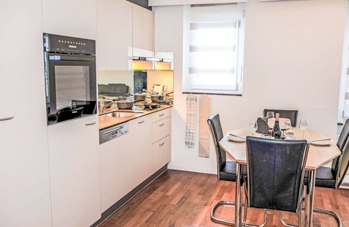Graechen Apartment | Nice apartment for 4 people with WIFI, TV and balcony