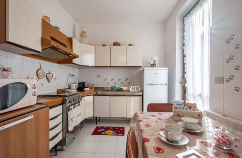 Omegna Apartment | Nice apartment for 4 people with WIFI, TV, balcony and pets allowed