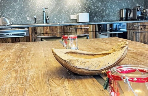 Laax Apartment | Nice apartment for 4 people with WIFI, TV, balcony and panoramic view