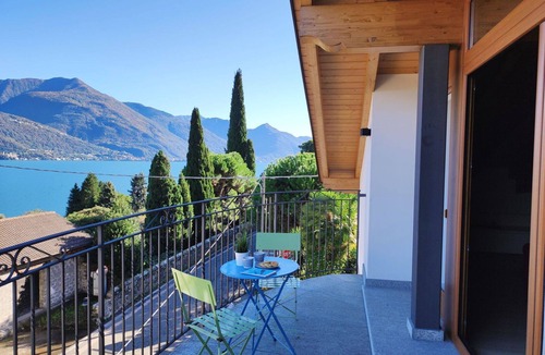Naggio Apartment | Nice apartment for 5 people with A/C, WIFI, TV and balcony