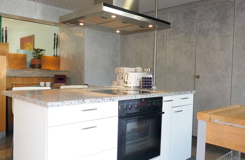 Acquarossa Apartment | Nice apartment for 4 guests with hot tub, WIFI, TV and patio