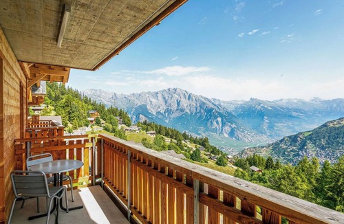 Mayens-de-Riddes Apartment | Nice apartment for 6 guests with WIFI, TV, terrace and pets allowed