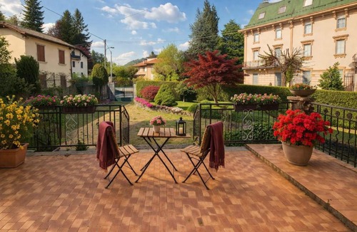 Lanzo d'Intelvi House | Ortensia Apartment for 4 near Lake Como and Lugano