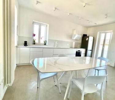 Osimo Apartment | Osimo Light House