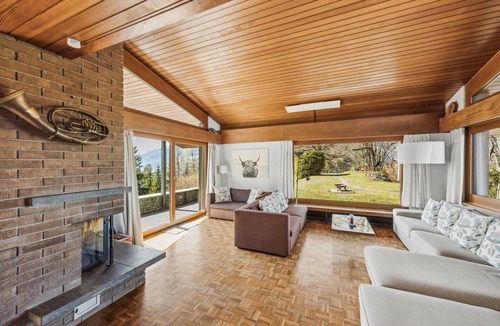 Aeschi bei Spiez Ski Chalet | Panoramic 6BR Chalet near Interlaken & Lake Thun (Bernese Oberland)