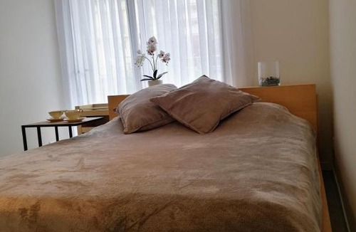 Locarno House | Paula*