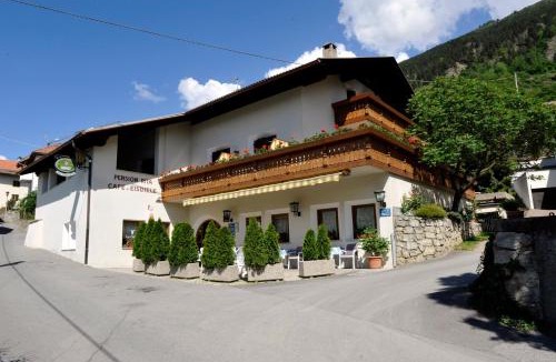 Silandro Bed & Breakfast | Pension Rita
