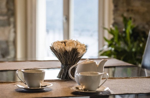 Crabbia Apartment | Penthouse with balcony in 19th century villa, air/con & superb view of Lake Orta