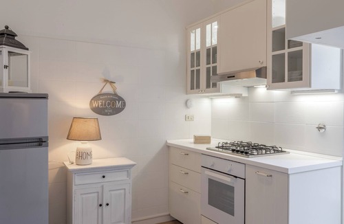 Rione III Colonna Apartment | PIAZZA DI SPAGNA HISTORIC FLAT