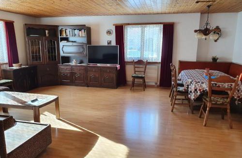 Tschierv Apartment | Plaun Grond