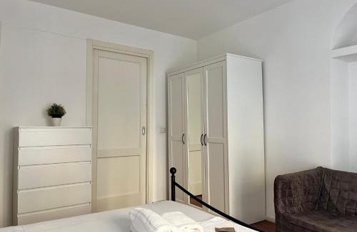 Lazzaretto Apartment | Porta Venezia Central Cozy Home