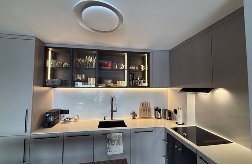 Lens Apartment | Premium apartment in Crans Montana with parking, ski box and pool next to golf.