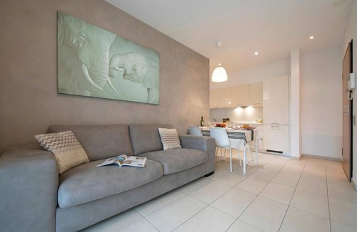 Lugano Apartment | Prestige du Lac 27 with Balcony and Parking, Lugano, Switzerland