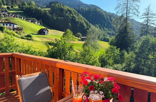 Oberterzen Ski Chalet | Private Chalet in Oberterzen – Close to the Ski Lift & Stunning Views