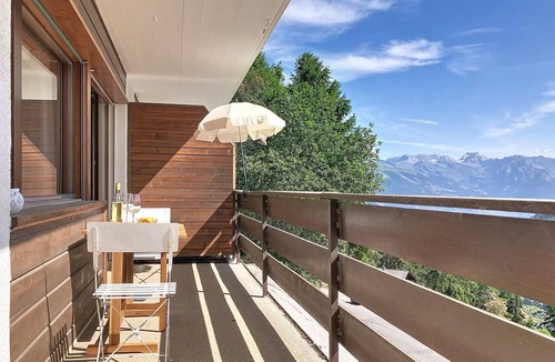 Mayens-de-Riddes Apartment | Résidence Croix de Coeur by Interhome