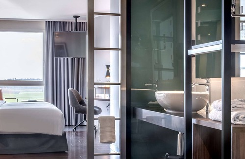 Ruemlang Hotel | Radisson Hotel Zurich Airport