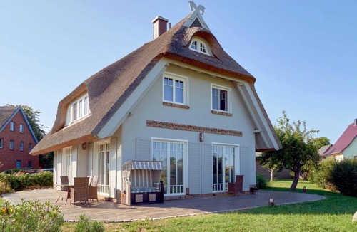Alt Reddevitz House | Reethus Reddevitz mit Kamin, Sauna, Terrasse, Boddenblick