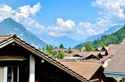 Leissigen Condo | Relaxed Loft Stay Between Lake & Mountains