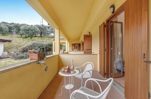 Sensole Apartment | Residence La Perla - Apt 41, Monte Isola, Italy