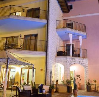 Riva del Garda Apartment | Residenza Le Due Torri