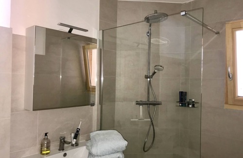 Zinal Apartment | Romantic Chalet Studio - 5 Mins From the ski Lifts