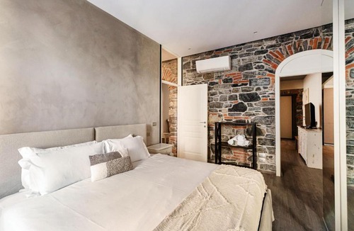 Como Apartment | Romantic Chic Apartment by Quokka 360 - Charming Historic Apartment in Como Center