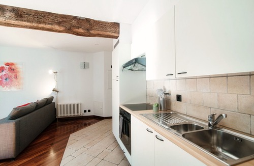 Morcote Apartment | Romantic one-bedroom apartment with lake view in Morcote (Papavero)